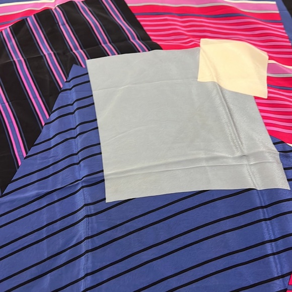 Christian Dior silk scarf - Picture 5 of 7